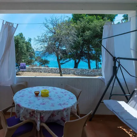 Holiday home 2 Bedroom Pet Friendly In *